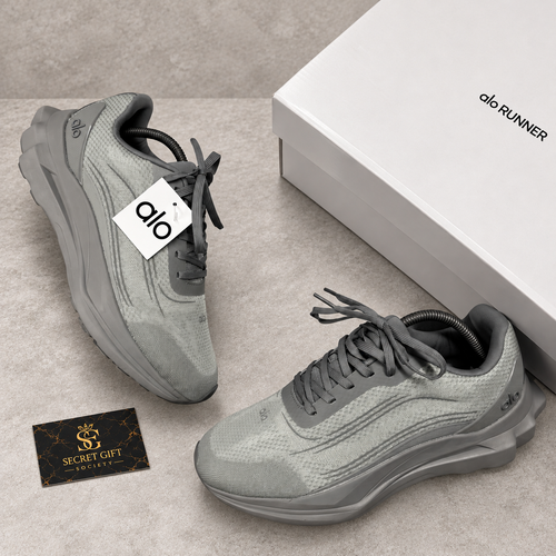 (PRE ORDER) ALO RUNNER - GREY — Secret Gift Society