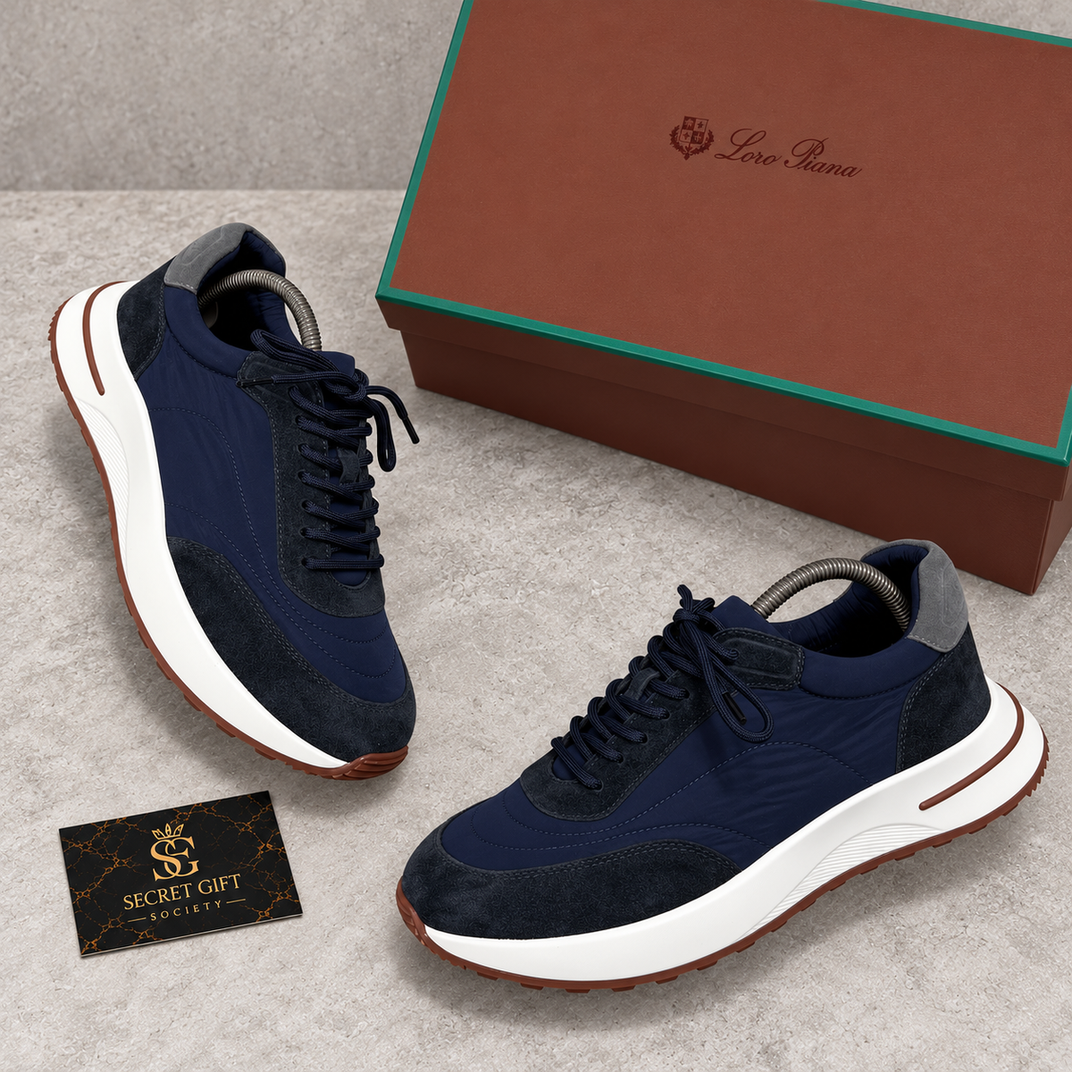 (PRE ORDER) LORO SUEDE RUNNER TRAINER - NAVY — Secret Gift Society